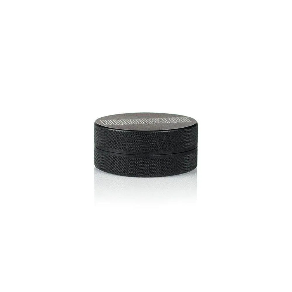 Kannastör 2-Piece Solid Top Grinder - Insomnia Smoke